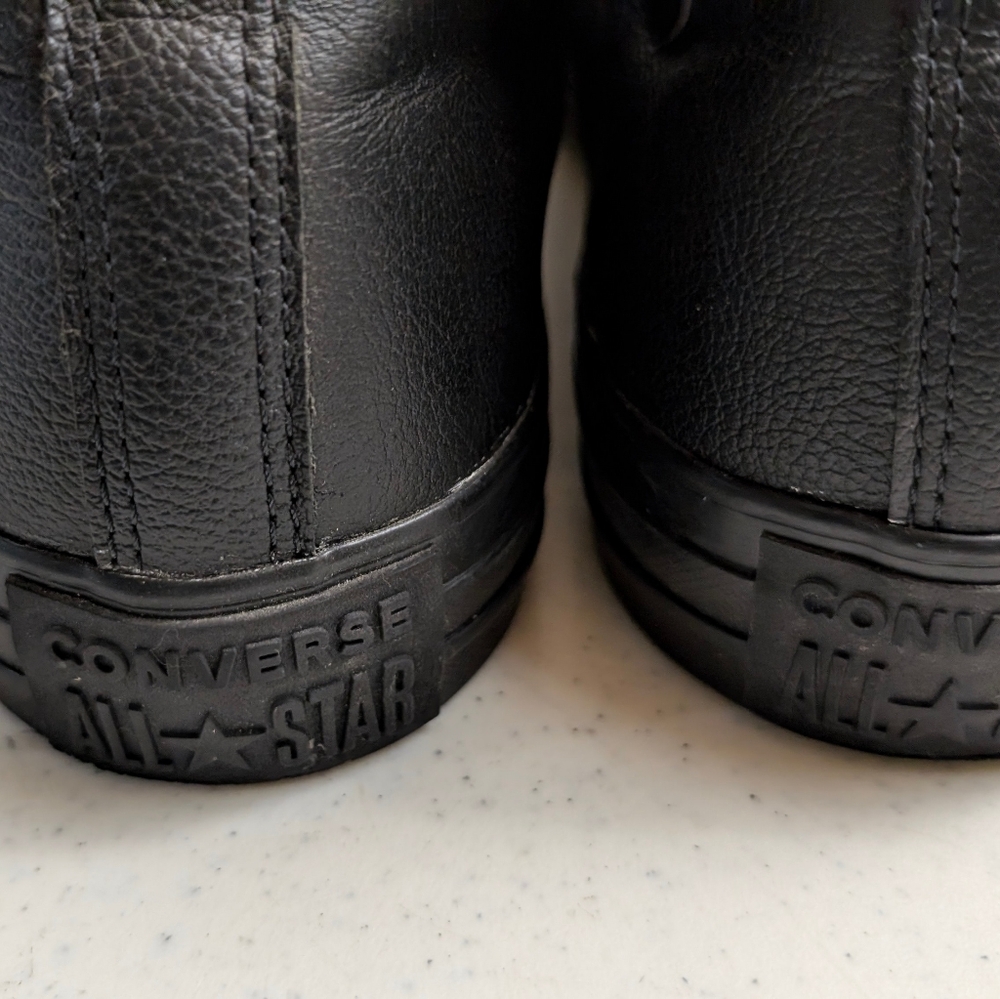 Converse Chuck Taylor Shoes All Star HighTop Black Leather 135251C Mens Size 11 - Picture 12 of 12